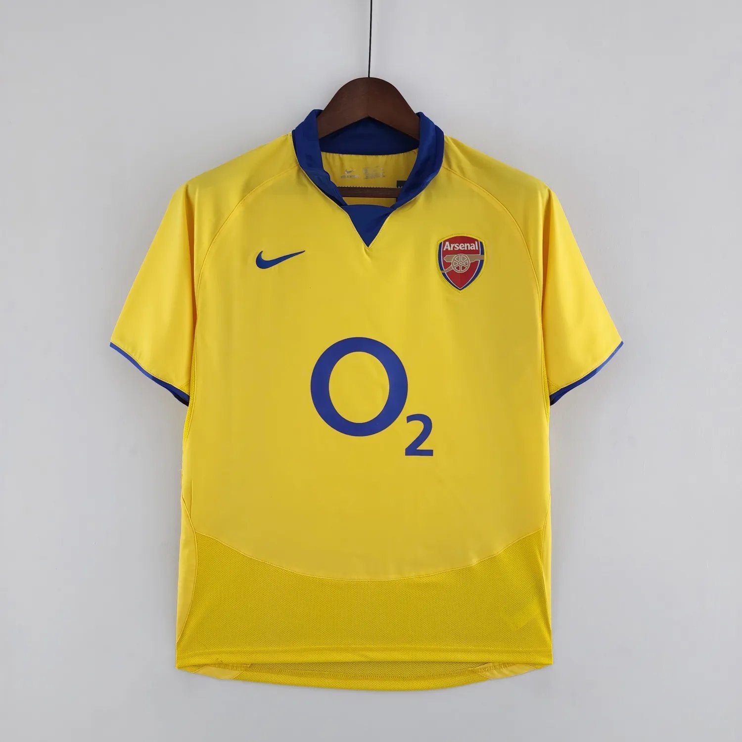03-05 Arsenal Away Retro 