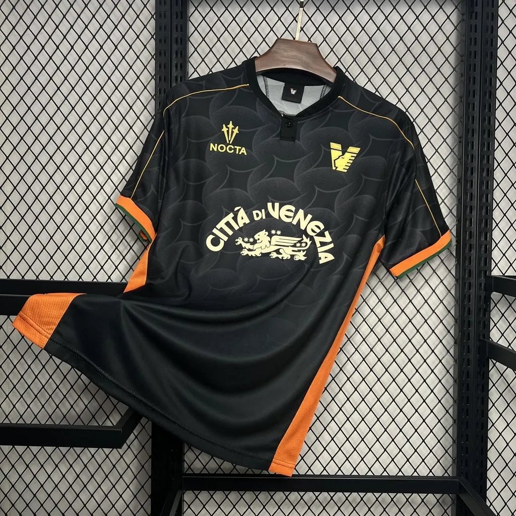 24-25 Venezia FC Home 