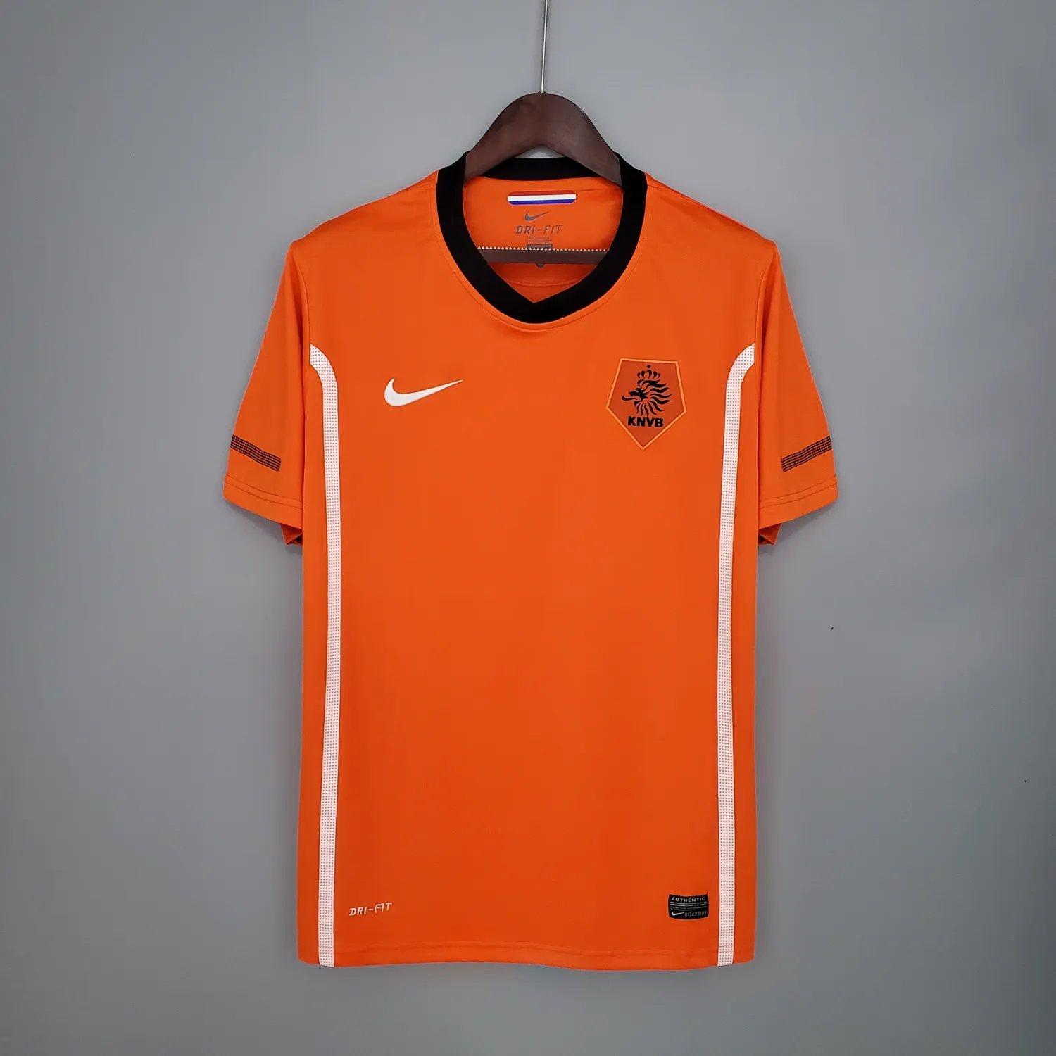 2010 HL Home Retro 